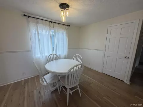 Dining - 475 River, Ishpeming, MI 49849 photo 2 of 3