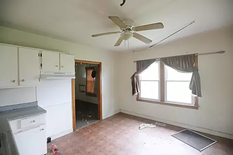Kitchen - 2807 Camden, Flint, MI 48507 photo 3 of 3