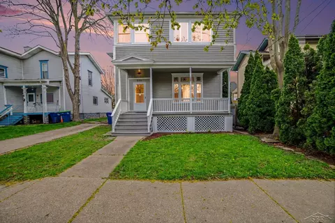 908 N Van Buren, Bay City, MI 48708