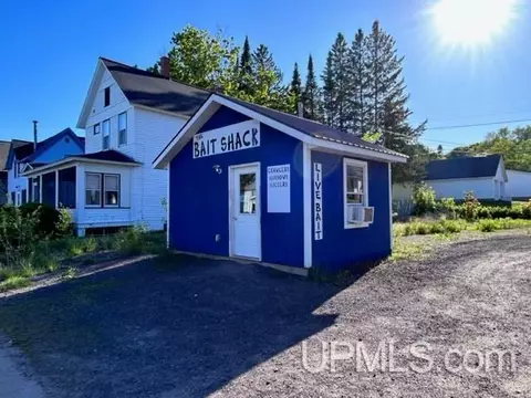 42233 Willson Memorial, Chassell, MI 49916