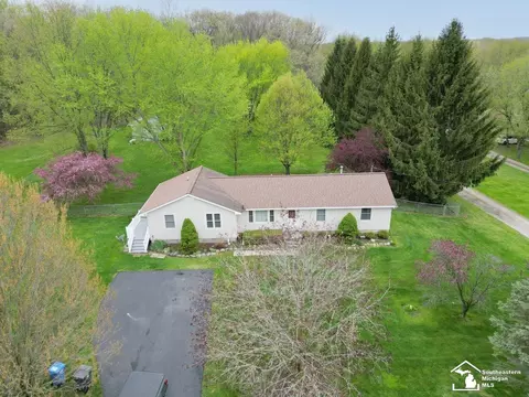 View/Area - 2760 Spring Hl, Howell, MI 48843 photo 1 of 5