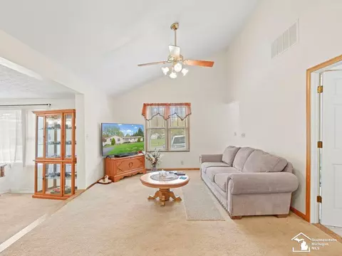 Living - 2760 Spring Hl, Howell, MI 48843 photo 3 of 5
