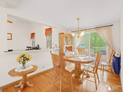 Dining - 2760 Spring Hl, Howell, MI 48843 photo 2 of 2