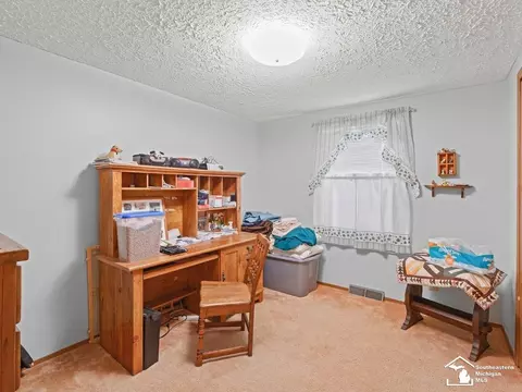 Bedroom - 2760 Spring Hl, Howell, MI 48843 photo 1 of 7