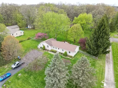 View/Area - 2760 Spring Hl, Howell, MI 48843 photo 2 of 5