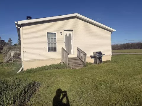 11516 Territorial, Munith, MI 49259 photo 9