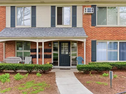 11410 Canal #205, Sterling Heights, MI 48314