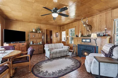 Living - 6408 Sylvan, Gladwin, MI 48624 photo 1 of 4
