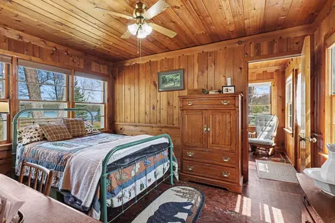 Bedroom - 6408 Sylvan, Gladwin, MI 48624 photo 1 of 3