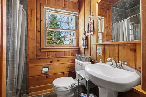 Bath - 6408 Sylvan, Gladwin, MI 48624 photo 2 of 2