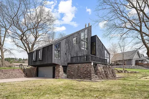 Exterior - 1035 E, Iron Mountain, MI 49801 photo 9 of 10