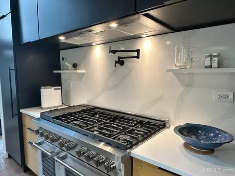 Kitchen - 1035 E, Iron Mountain, MI 49801 photo 7 of 11