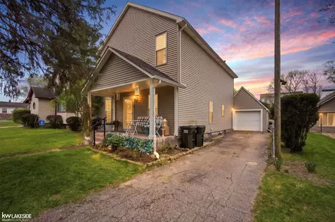 1439 Courtland, Rochester Hills, MI 48307
