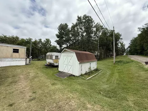 Exterior - 767 Hilo, Gladwin, MI 48624 photo 13 of 17