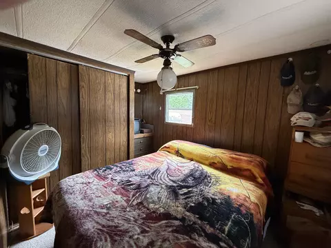 Bedroom - 767 Hilo, Gladwin, MI 48624 photo 1 of 2