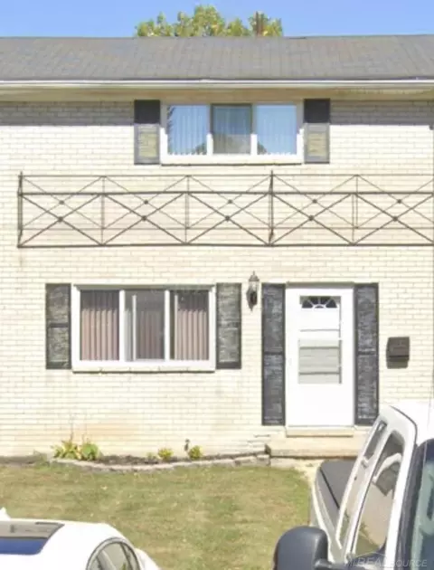 139 Mark Dr, Mount Clemens, MI 48043