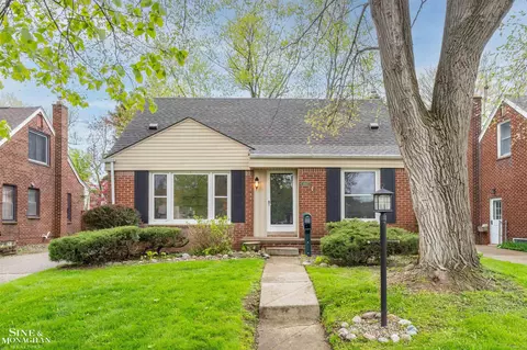 4447 Elmwood, Royal Oak, MI 48073