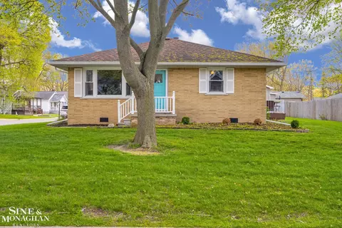 Exterior - 718 N Ninth, Saint Clair, MI 48079 photo 5 of 13