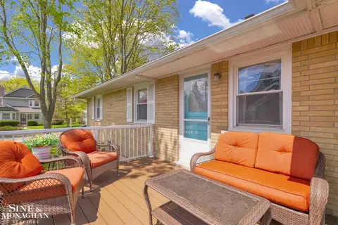 Exterior - 718 N Ninth, Saint Clair, MI 48079 photo 10 of 13