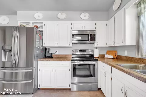 Kitchen - 718 N Ninth, Saint Clair, MI 48079 photo 7 of 7