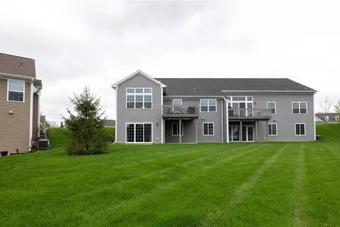 Exterior - 1212 Wineleaf, Dewitt, MI 48820 photo 6 of 7