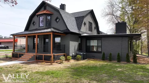 175 W Washington, Freeland, MI 48623
