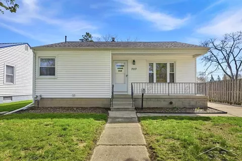 707 Raymond, Bay City, MI 48706