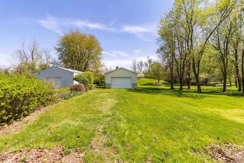 Exterior - 4839 Deleon, Tecumseh, MI 49286 photo 4 of 13