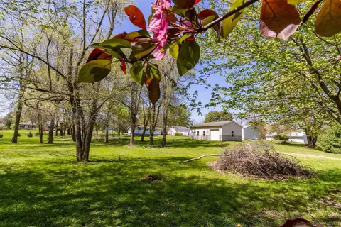 Exterior - 4839 Deleon, Tecumseh, MI 49286 photo 11 of 13