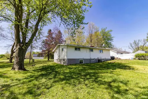 Exterior - 4839 Deleon, Tecumseh, MI 49286 photo 6 of 13