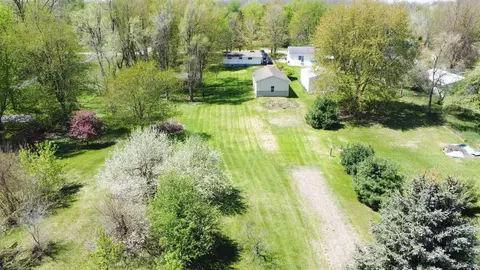 View/Area - 4839 Deleon, Tecumseh, MI 49286 photo 4 of 6
