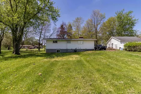 Exterior - 4839 Deleon, Tecumseh, MI 49286 photo 5 of 13