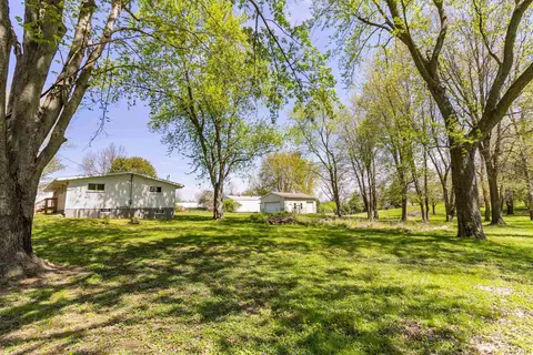 Exterior - 4839 Deleon, Tecumseh, MI 49286 photo 3 of 13