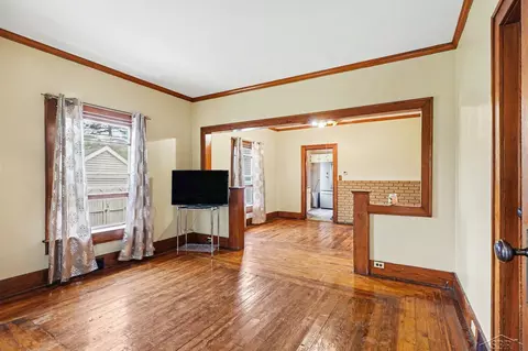 Living - 206 S Maple, Hemlock, MI 48626 photo 1 of 3