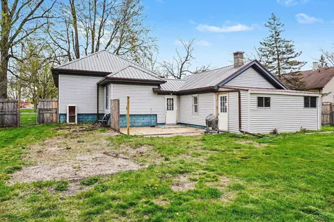 Exterior - 206 S Maple, Hemlock, MI 48626 photo 5 of 5