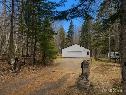 43763 Superior, Houghton, MI 49931