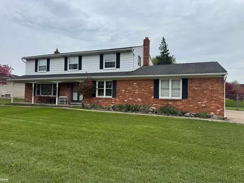 6840 Flintlock, Shelby Township, MI 48317