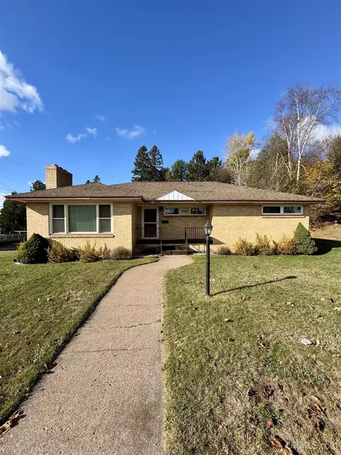 717 White, Ishpeming, MI 49849
