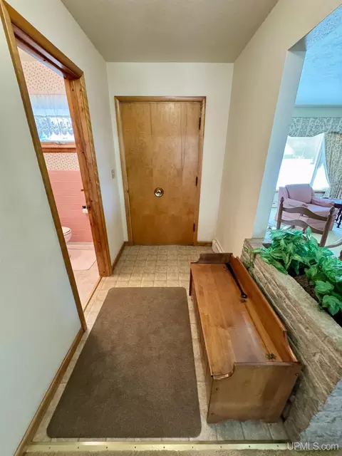 Entry Way - 717 White, Ishpeming, MI 49849 photo 1 of 2