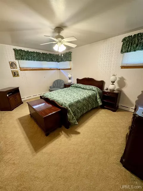 Bedroom - 717 White, Ishpeming, MI 49849 photo 4 of 5
