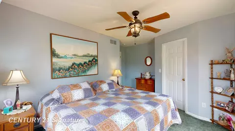 Bedroom - 3022 E Lk, Clio, MI 48420 photo 4 of 6
