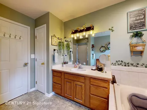Bath - 3022 E Lk, Clio, MI 48420 photo 2 of 6