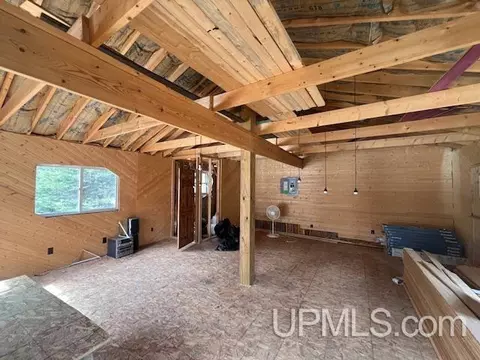 Entry Way - 3414 Apt 6, Mohawk, MI 49950 photo 1 of 1