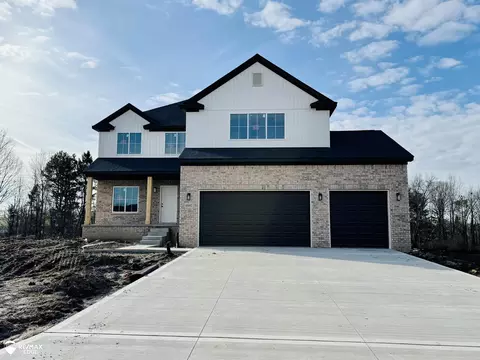 8100 Peninsula, Grand Blanc, MI 48439
