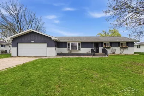 1075 Eddie, Auburn, MI 48611