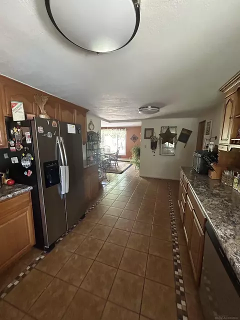 Kitchen - 830 Third, Pinconning, MI 48650 photo 2 of 4