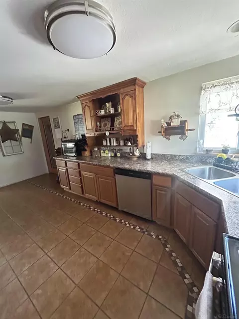 Kitchen - 830 Third, Pinconning, MI 48650 photo 1 of 4