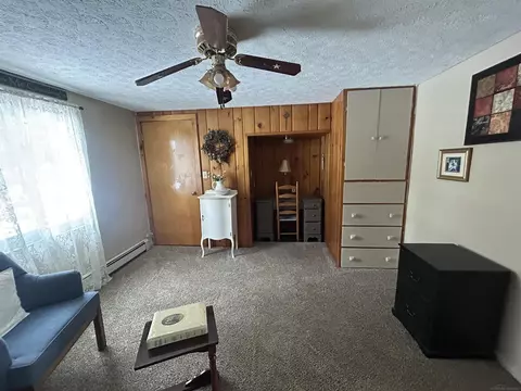 Bedroom - 830 Third, Pinconning, MI 48650 photo 5 of 5