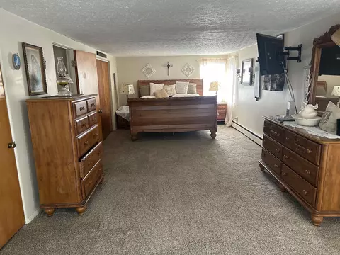 Bedroom - 830 Third, Pinconning, MI 48650 photo 2 of 5