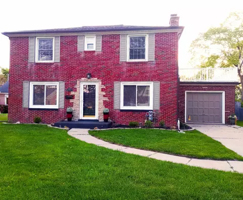 1925 Handley, Saginaw, MI 48602